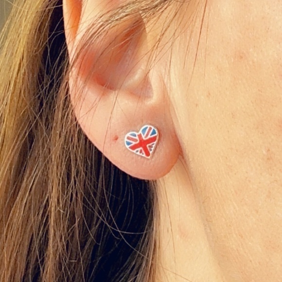 Sterling Silver England Flag Heart Studs - Picture 13 of 16